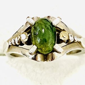 Pt900 翡翠&メレダイヤ付きリング